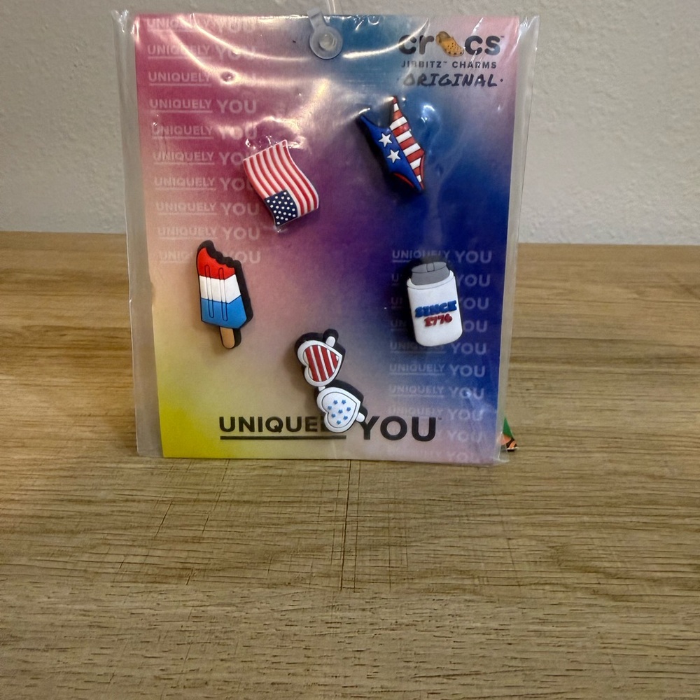 CROCS  Patriotic Jibbitz shoe Charms Set